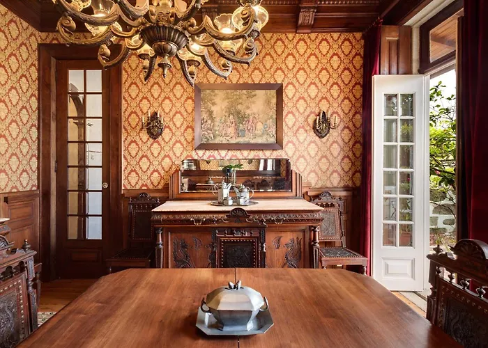 Foz Townhouse- Sea, Garden & Garage 別荘 ポルト